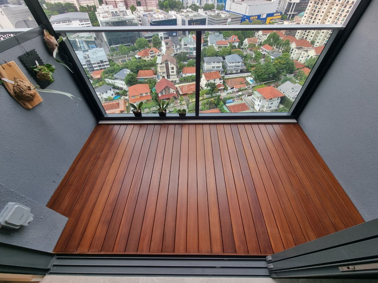 Ipe Solid Wood 2